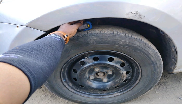 2021 Maruti Swift VXI, Petrol, Manual, 95,637 km, tyre