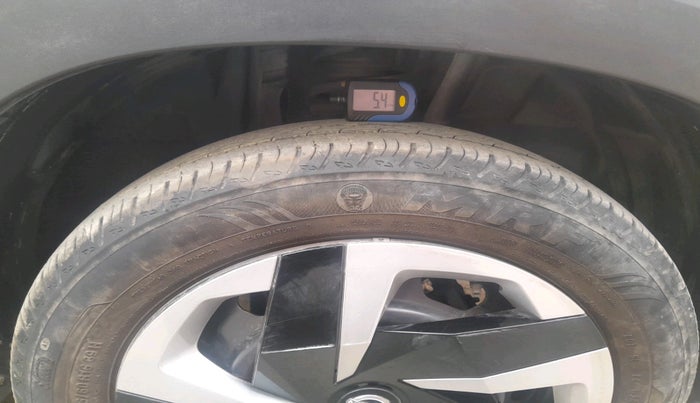 2022 Nissan MAGNITE XL, Petrol, Manual, 20,106 km, tyre