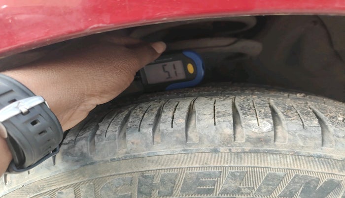 2011 Hyundai i20 SPORTZ 1.2, Petrol, Manual, 1,68,198 km, tyre