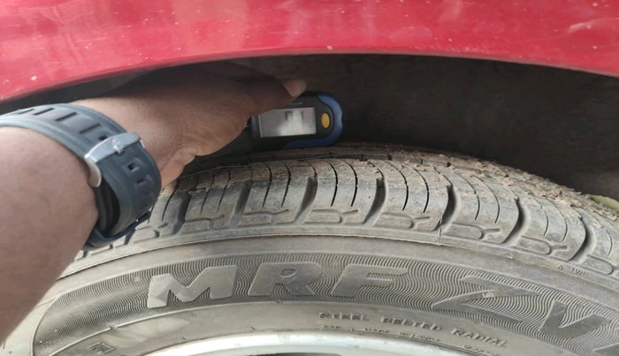 2011 Hyundai i20 SPORTZ 1.2, Petrol, Manual, 1,68,198 km, tyre