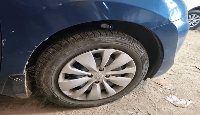 2017 Maruti Baleno DELTA PETROL 1.2, Petrol, Manual, 81,621 km, tyre