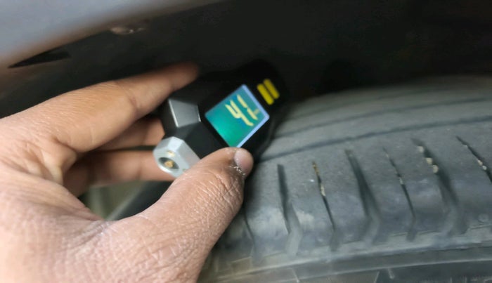 2023 CITROEN C3 FEEL 1.2 DUAL TONE, Petrol, Manual, 34,504 km, tyre