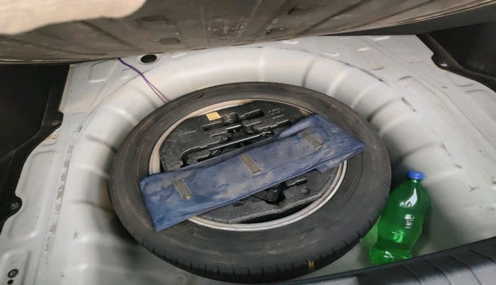 2018 Hyundai New Elantra 1.6 SX (O) AT DIESEL, Diesel, Automatic, 1,26,688 km, tyre