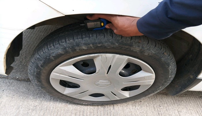 2014 Maruti Wagon R 1.0 VXI, Petrol, Manual, 76,356 km, tyre