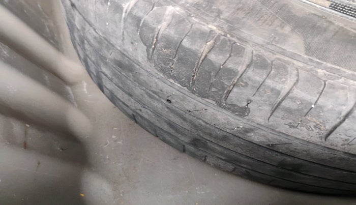 2018 Maruti S Cross ZETA 1.3, Diesel, Manual, 1,22,647 km, tyre