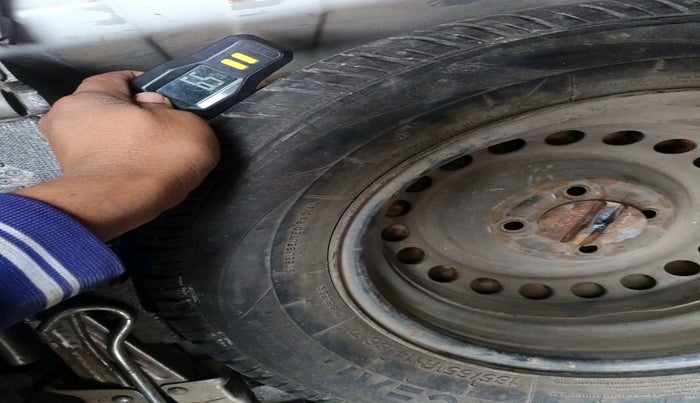 2015 Honda Amaze 1.2L I-VTEC E, Petrol, Manual, 77,169 km, tyre