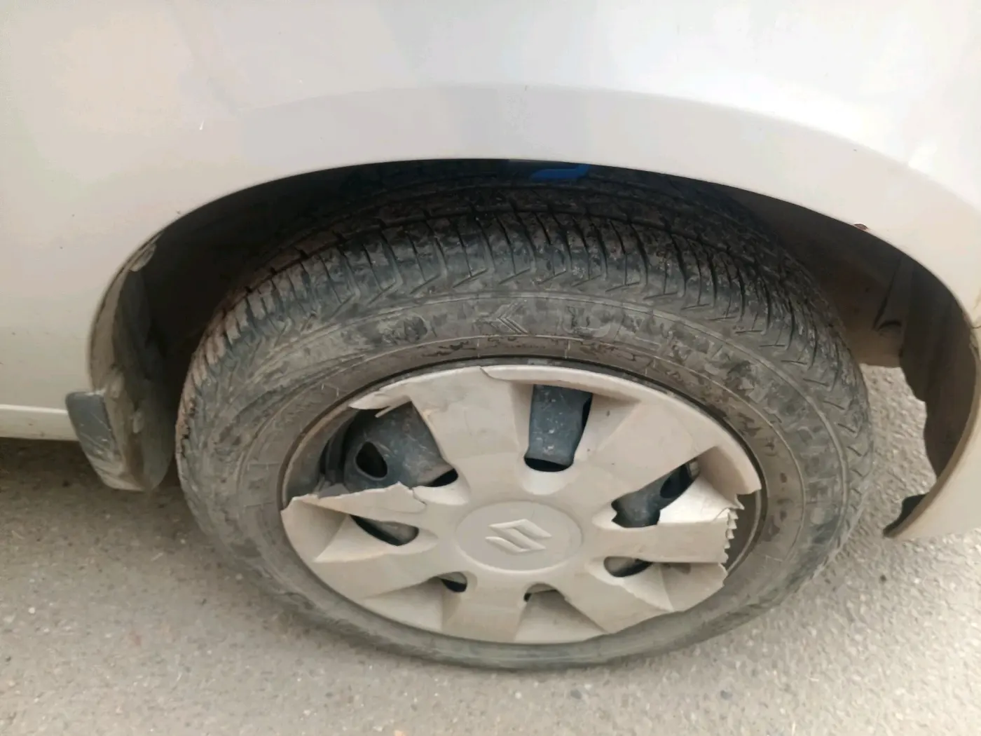 2012 Maruti Alto K10 VXI, Petrol, Manual, 42,262 km, tyre