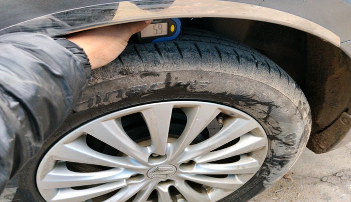 2017 Maruti Ciaz ZXI, Petrol, Manual, 40,224 km, tyre