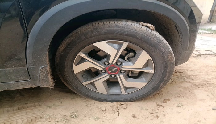 2022 KIA SONET HTX ANNIVERSARY EDITION 1.5, Diesel, Manual, 63,938 km, tyre