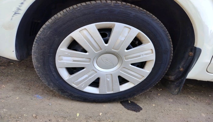 2012 Ford Classic 1.6 DURATEC LXI, Petrol, Manual, 38,462 km, tyre