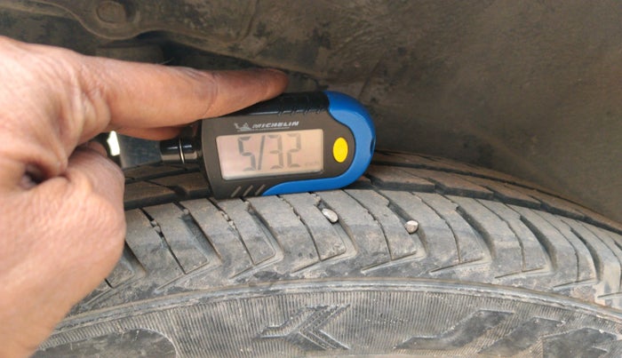 2018 Maruti Wagon R 1.0 LXI CNG, Petrol, Manual, 85,186 km, tyre