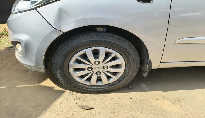 2013 Hyundai i10 ASTA 1.2 AT SUNROOF, Petrol, Automatic, 22,105 km, tyre