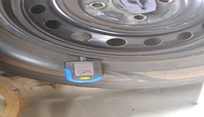 2019 Maruti New Wagon-R VXI (O) 1.2 AMT, Petrol, Automatic, 93,005 km, tyre