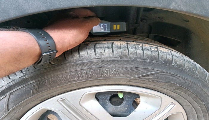 2022 Tata NEXON XM PLUS SUNROOF DIESEL, Diesel, Manual, 1,00,166 km, tyre