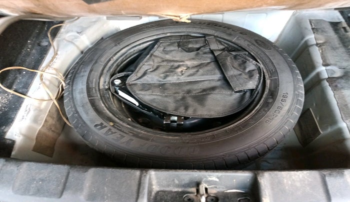 2022 Tata NEXON XM PLUS SUNROOF DIESEL, Diesel, Manual, 1,00,166 km, tyre