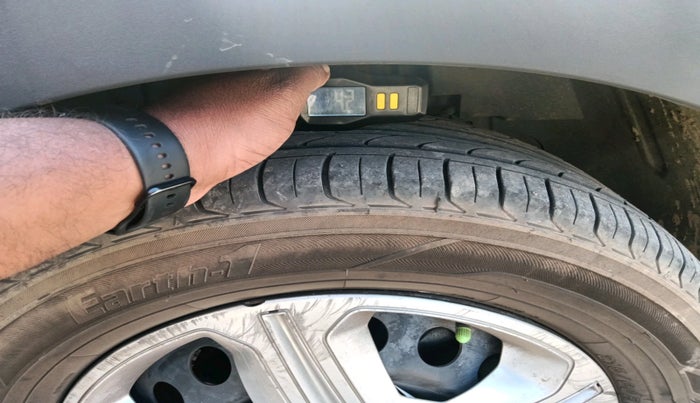 2022 Tata NEXON XM PLUS SUNROOF DIESEL, Diesel, Manual, 1,00,166 km, tyre