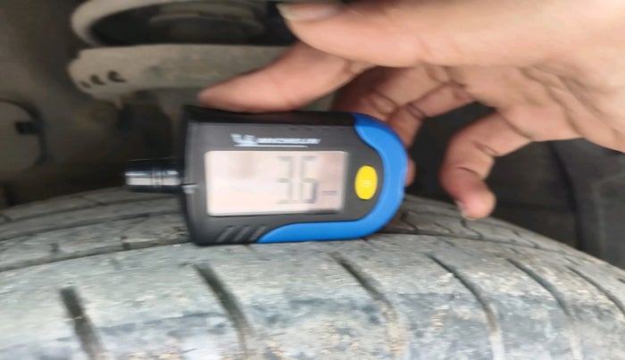 2022 Hyundai VENUE S 1.2, Petrol, Manual, 64,535 km, tyre