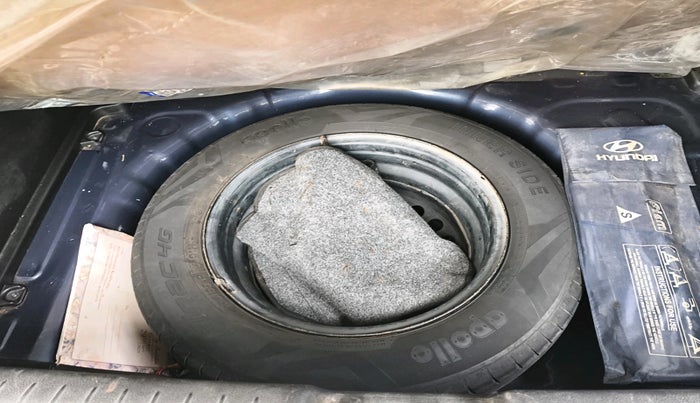 2022 Hyundai VENUE S 1.2, Petrol, Manual, 64,535 km, tyre