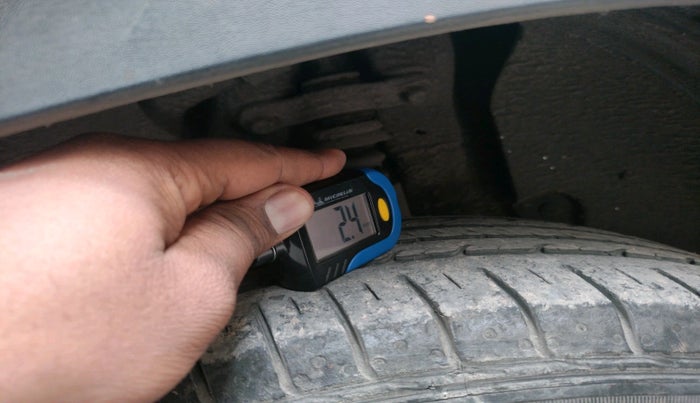 2019 KIA SELTOS HTE 1.5 DIESEL, Diesel, Manual, 1,31,022 km, tyre