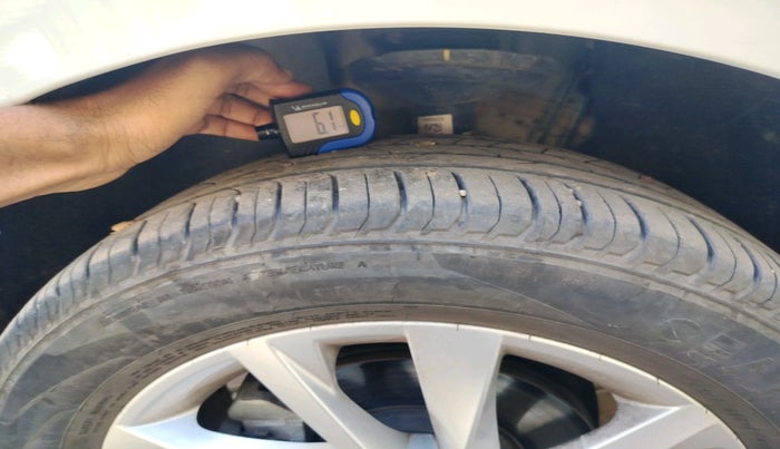 2024 Skoda SLAVIA AMBITION 1.0L TSI MT, Petrol, Manual, 7,885 km, tyre