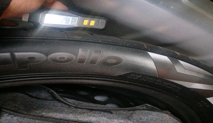 2019 Hyundai VENUE SX PLUS 1.0 TURBO DCT, Petrol, Automatic, 41,163 km, tyre