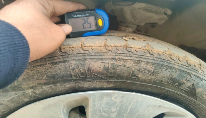 2016 Maruti Celerio VDI, Diesel, Manual, 45,632 km, tyre