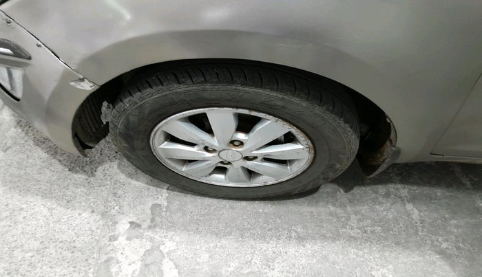 2013 Hyundai i20 SPORTZ 1.2, Petrol, Manual, 63,306 km, tyre