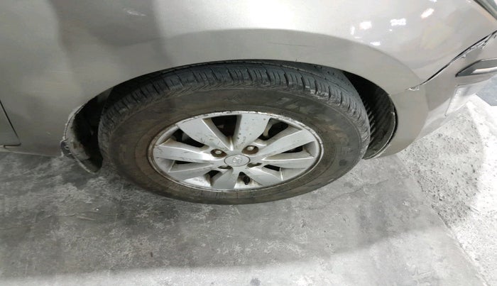 2013 Hyundai i20 SPORTZ 1.2, Petrol, Manual, 63,306 km, tyre