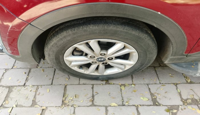 2016 Hyundai Creta SX PLUS 1.6 PETROL, Petrol, Manual, 60,500 km, tyre