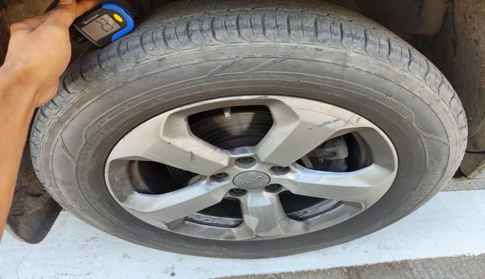 2018 Jeep Compass LONGITUDE (O) 2.0 DIESEL, Diesel, Manual, 95,995 km, tyre