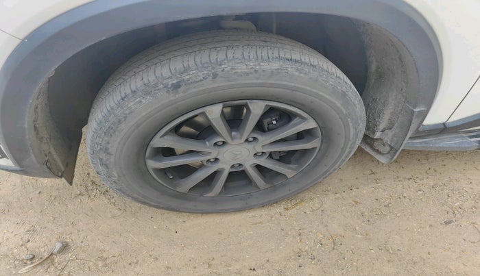 2023 Mahindra SCORPIO-N Z6 DIESEL MT 2WD 7 STR, Diesel, Manual, 45,470 km, tyre