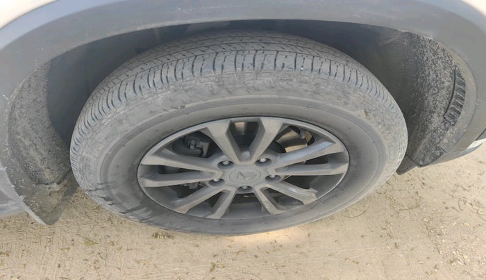 2023 Mahindra SCORPIO-N Z6 DIESEL MT 2WD 7 STR, Diesel, Manual, 45,470 km, tyre