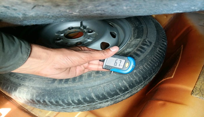 2017 Tata Tiago XM PETROL, Petrol, Manual, 17,000 km, tyre