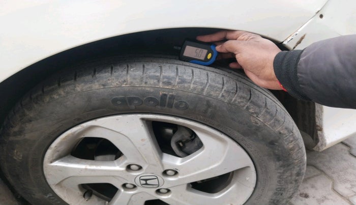 2015 Honda City 1.5L I-VTEC VX, Petrol, Manual, 1,09,474 km, tyre