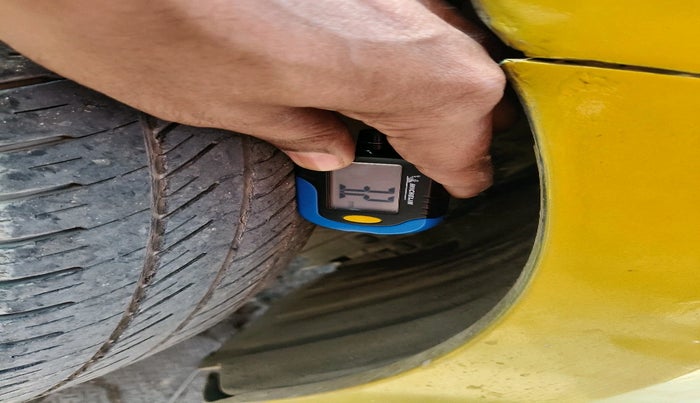 2014 Maruti Celerio VXI AMT, Petrol, Automatic, 1,16,571 km, tyre