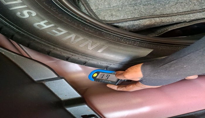 2021 Hyundai VENUE S 1.2, Petrol, Manual, 37,936 km, tyre