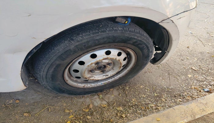 2015 Maruti Swift Dzire TOUR DIESEL, Diesel, Manual, 1,77,369 km, tyre