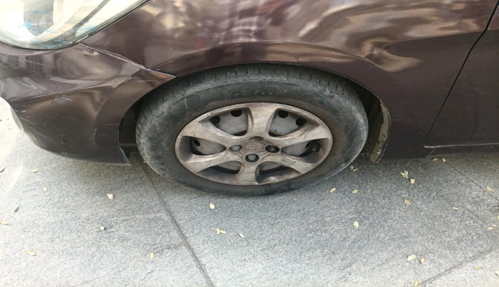 2012 Hyundai Verna FLUIDIC 1.6 CRDI EX, Diesel, Manual, 77,849 km, tyre