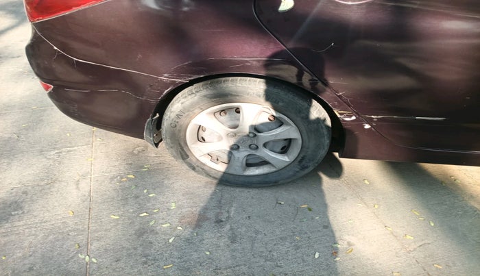 2012 Hyundai Verna FLUIDIC 1.6 CRDI EX, Diesel, Manual, 77,849 km, tyre