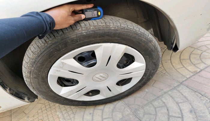 2015 Maruti Wagon R 1.0 VXI, Petrol, Manual, 33,358 km, tyre