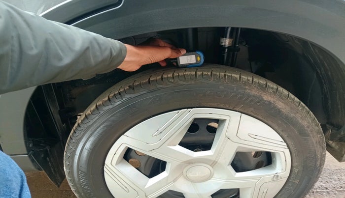 2024 Tata NEXON Pure 1.2 Petrol 6AMT, Petrol, Manual, 7,482 km, tyre