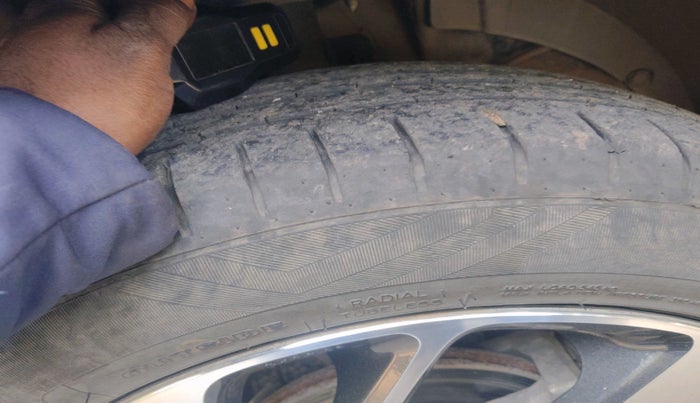 2021 Maruti Baleno ZETA PETROL 1.2, Petrol, Manual, 39,298 km, tyre