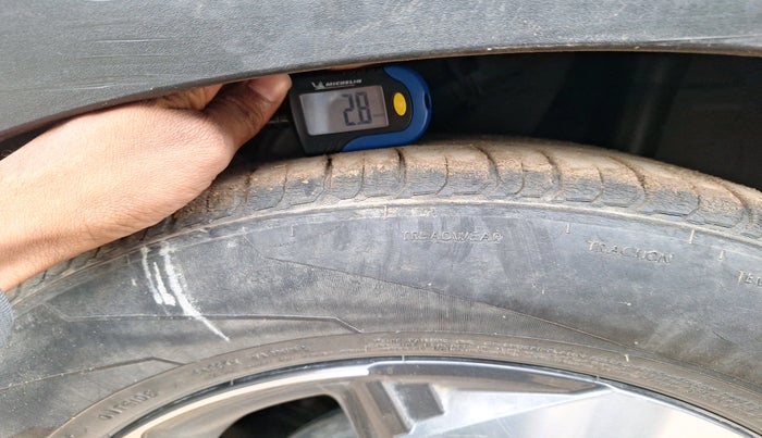 2020 Hyundai VENUE SX 1.0 TURBO IMT, Petrol, Manual, 32,770 km, tyre