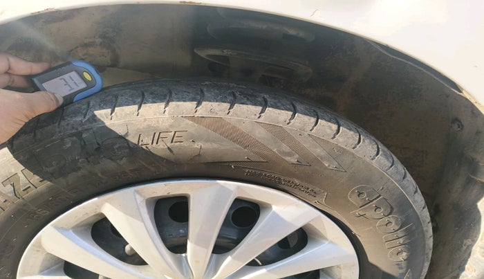 2010 Maruti Ritz VXI, Petrol, Manual, 48,187 km, tyre