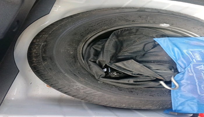 2024 Tata ALTROZ XZ + SUNROOF, Petrol, Manual, 10,525 km, tyre