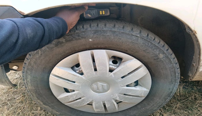 2011 Maruti Alto LX, Petrol, Manual, 1,30,161 km, tyre