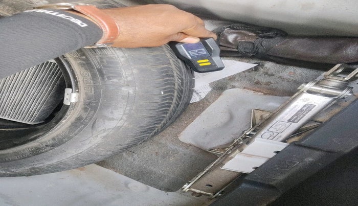 2014 Honda City 1.5L I-DTEC SV, Diesel, Manual, 82,662 km, tyre