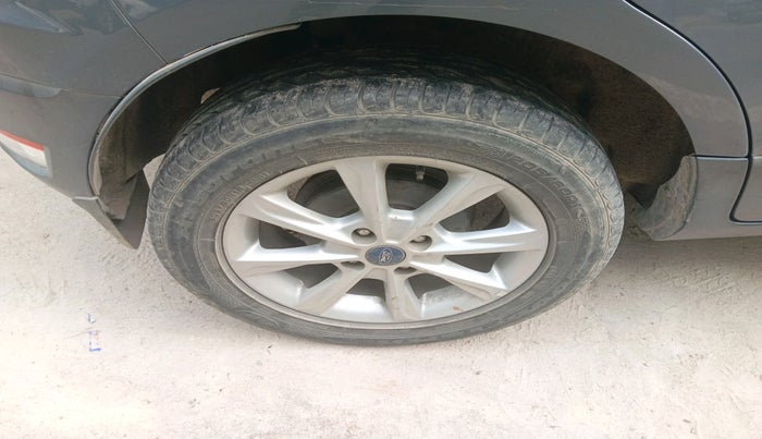 2020 Ford Ecosport TITANIUM 1.5L DIESEL, Diesel, Manual, 46,905 km, tyre