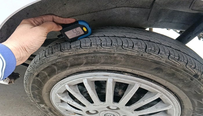 2016 Maruti Wagon R 1.0 LXI CNG, Petrol, Manual, 67,817 km, tyre