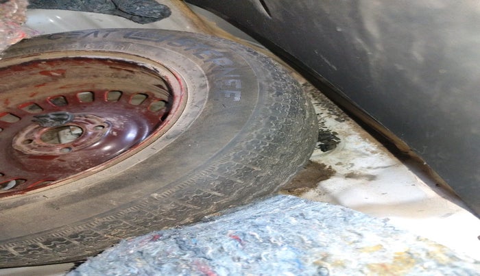 2021 Nissan MAGNITE XE, Petrol, Manual, 39,541 km, tyre